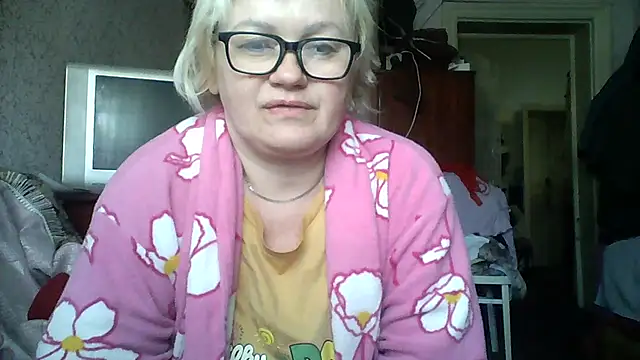 Snapshot of Mayya4321 chatting on March 14, 2026, 8:42 am Mayya4321 online show from March 14, 2026, 8:42 am