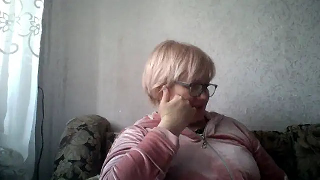 Snapshot of Mayya4321 chatting on April 23, 2026, 9:52 am Mayya4321 online show from April 23, 2026, 9:52 am