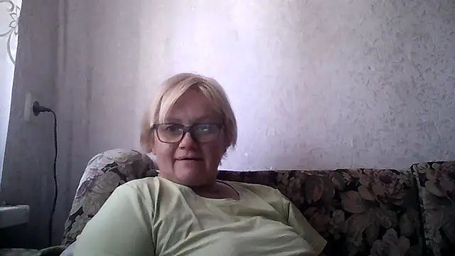 Snapshot of Mayya4321 chatting on May 4, 2026, 10:00 am Mayya4321 online show from May 4, 2026, 10:00 am