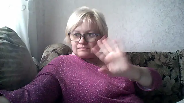 Snapshot of Mayya4321 chatting on May 11, 2026, 12:44 pm Mayya4321 online show from May 11, 2026, 12:44 pm