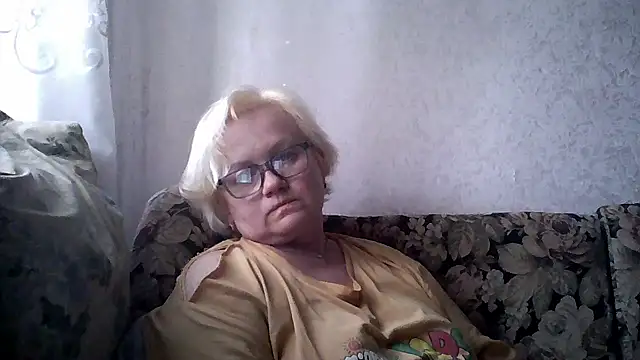 Snapshot of Mayya4321 chatting on May 21, 2026, 10:00 am Mayya4321 online show from May 21, 2026, 10:00 am