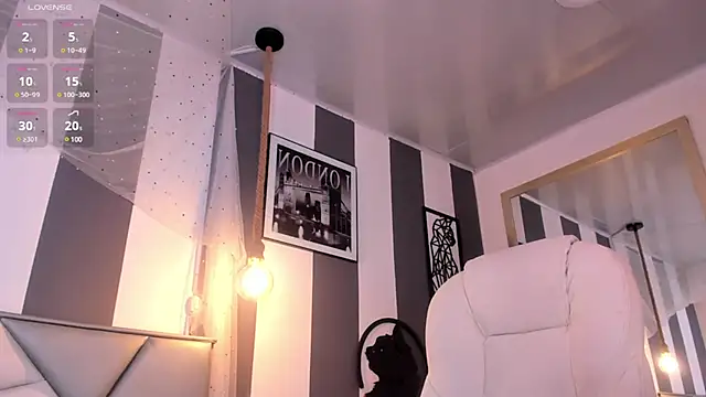 Salome  evans online show from February 19, 2025, 4:33 pm