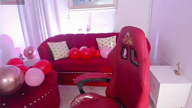 miss isabella m online show from March 21, 2025, 1:12 pm