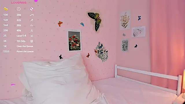 Snapshot of DarylBody chatting on March 10, 2025, 10:45 pm DarylBody online show from March 10, 2025, 10:45 pm