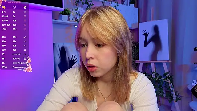 Snapshot of DarylBody chatting on November 26, 2025, 5:36 pm DarylBody online show from November 26, 2025, 5:36 pm