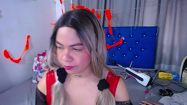 hornny cougar online show from October 30, 2025, 6:52 pm