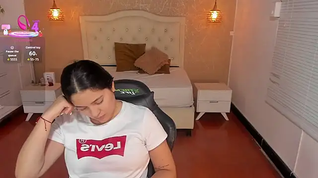 Hadley  online show from December 16, 2025, 3:11 am