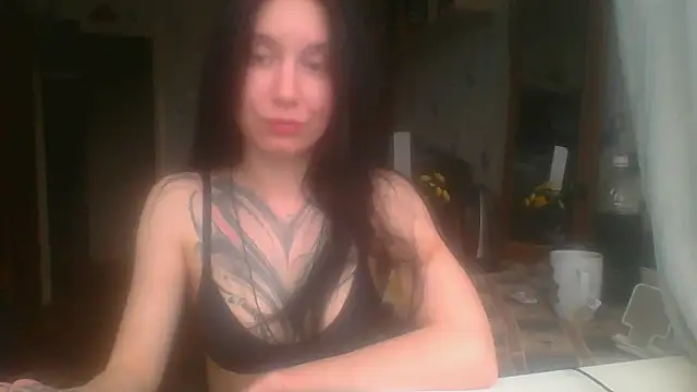 Snapshot of RussNocturnal chatting on May 28, 2026, 4:37 pm RussNocturnal online show from May 28, 2026, 4:37 pm
