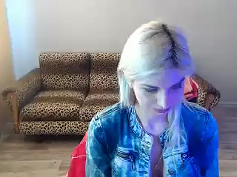 SexyBeatriice online show from February 27, 2025, 7:12 am