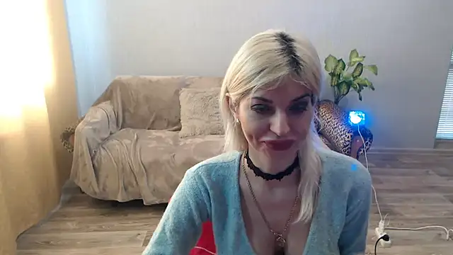 SexyBeatriice online show from March 4, 2026, 7:25 am