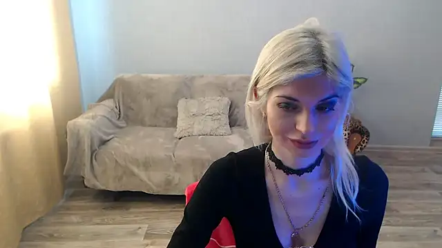 SexyBeatriice online show from March 16, 2026, 7:23 am