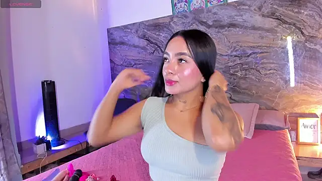Estefy gomez09 online show from May 23, 2026, 12:31 pm