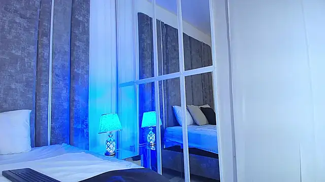 AliDiaz  online show from February 26, 2026, 7:13 pm