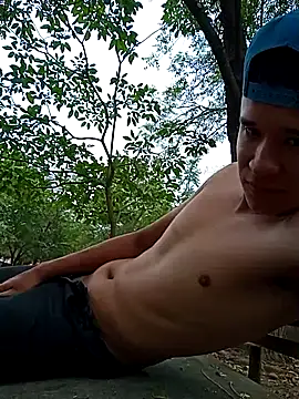 arevalo1124 online show from March 21, 2025, 6:16 am