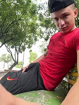 arevalo1124 online show from November 16, 2025, 4:23 pm