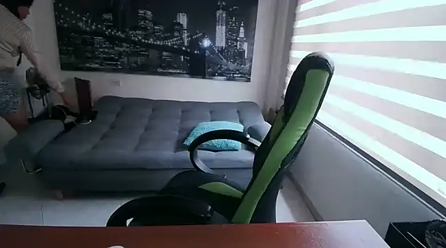 Snapshot of kamila_lovee chatting on March 10, 2025, 10:34 pm kamila lovee online show from March 10, 2025, 10:34 pm