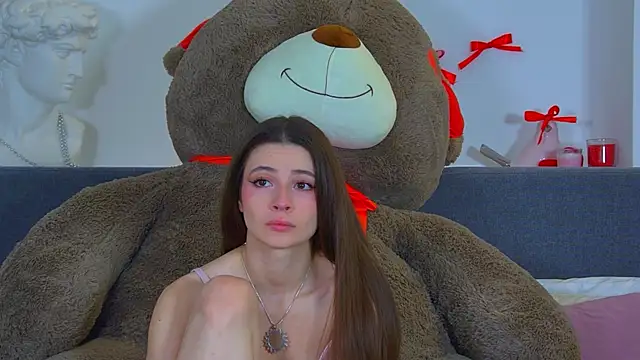 AmeliaFlares online show from November 4, 2025, 6:18 pm