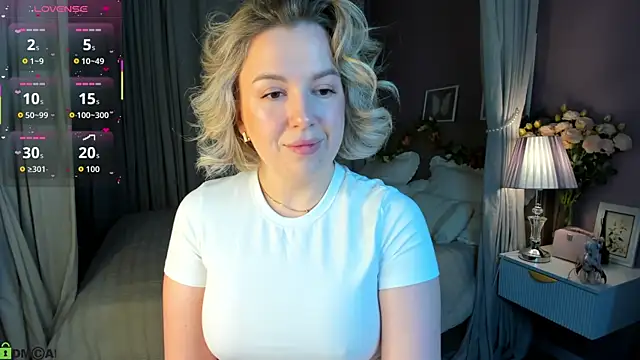 Nikki Kai online show from October 29, 2025, 1:08 am