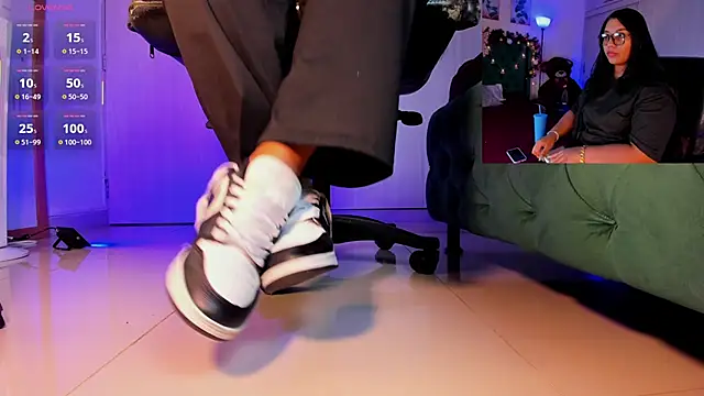 aleya bliss online show from December 4, 2025, 3:05 am