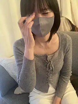 Snapshot of MURA-saki chatting on December 16, 2025, 4:39 am MURA-saki online show from December 16, 2025, 4:39 am