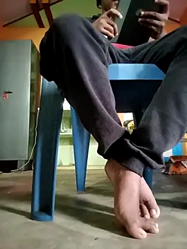 bigcock thick online show from December 19, 2025, 2:29 am