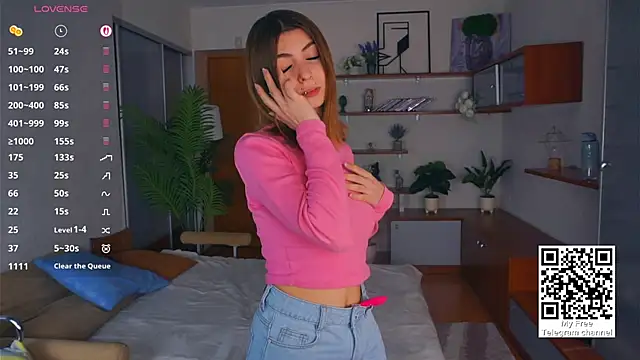 ErlinaBuoy online show from November 24, 2025, 6:35 am