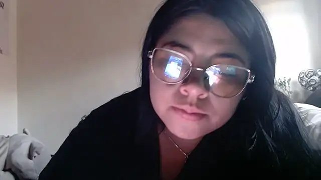 viccky vick online show from April 1, 2026, 10:07 pm