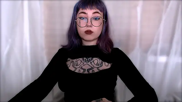 purplewitch online show from December 16, 2025, 8:14 pm