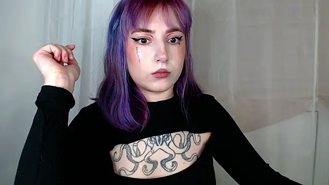 purplewitch online show from February 12, 2026, 8:37 pm