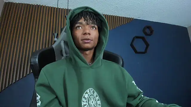 ErickCarmack online show from March 20, 2025, 8:42 am