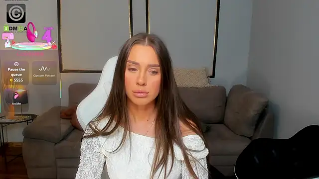 Anya-Ray online show from December 2, 2025, 1:17 pm