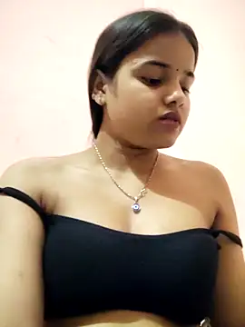 Snapshot of RAYI_123 chatting on February 28, 2025, 5:15 am RAYI 123 online show from February 28, 2025, 5:15 am