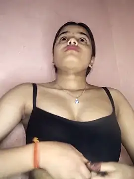 Snapshot of RAYI_123 chatting on March 1, 2025, 5:16 pm RAYI 123 online show from March 1, 2025, 5:16 pm