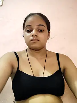 Snapshot of RAYI_123 chatting on September 14, 2025, 6:29 pm RAYI 123 online show from September 14, 2025, 6:29 pm