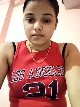 Snapshot of RAYI_123 chatting on November 28, 2025, 7:11 am RAYI 123 online show from November 28, 2025, 7:11 am