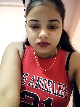 Snapshot of RAYI_123 chatting on December 16, 2025, 6:07 am RAYI 123 online show from December 16, 2025, 6:07 am