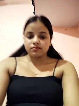Snapshot of RAYI_123 chatting on March 5, 2026, 5:14 am RAYI 123 online show from March 5, 2026, 5:14 am