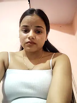 Snapshot of RAYI_123 chatting on March 6, 2026, 6:21 am RAYI 123 online show from March 6, 2026, 6:21 am