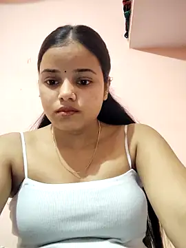 Snapshot of RAYI_123 chatting on April 1, 2026, 4:57 am RAYI 123 online show from April 1, 2026, 4:57 am