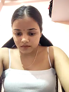 Snapshot of RAYI_123 chatting on April 8, 2026, 2:06 pm RAYI 123 online show from April 8, 2026, 2:06 pm