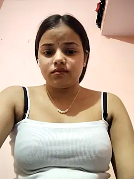 Snapshot of RAYI_123 chatting on April 12, 2026, 5:34 am RAYI 123 online show from April 12, 2026, 5:34 am