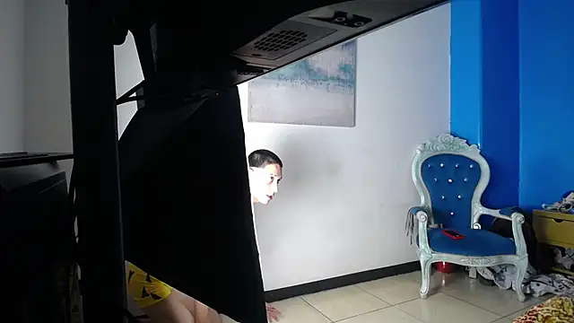 Snapshot of SimonAndJocelyn chatting on February 8, 2025, 11:13 pm SimonAndJocelyn online show from February 8, 2025, 11:13 pm