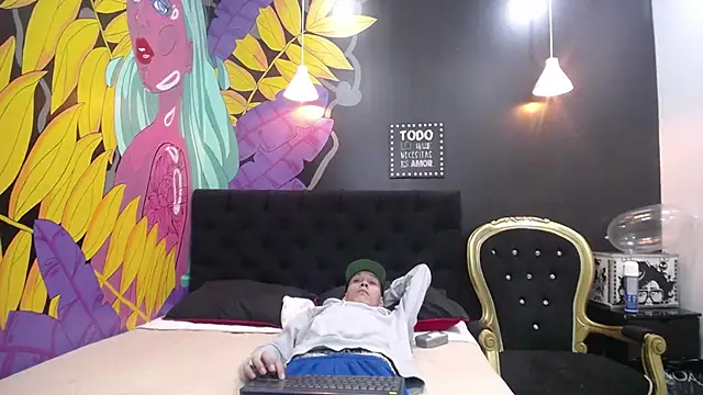 Snapshot of SimonAndJocelyn chatting on February 21, 2025, 4:48 pm SimonAndJocelyn online show from February 21, 2025, 4:48 pm