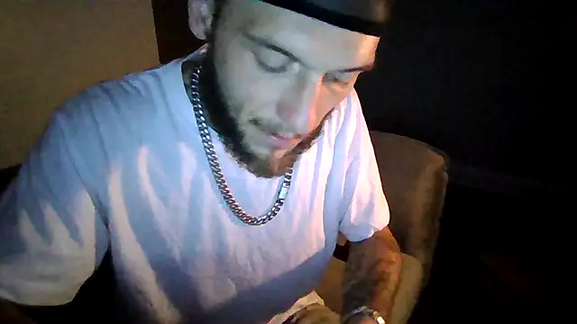 cruz815 online show from October 27, 2025, 7:34 am