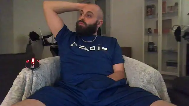 Snapshot of Zer_oki chatting on January 31, 2025, 9:16 pm Zer oki online show from January 31, 2025, 9:16 pm