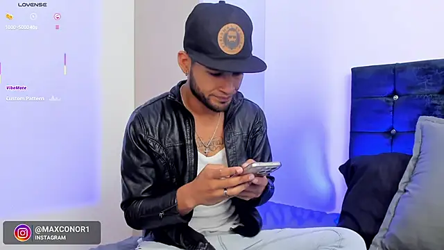 Snapshot of Max_Conor1 chatting on October 24, 2025, 1:51 pm Max Conor1 online show from October 24, 2025, 1:51 pm