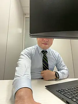 Nobu 469 online show from November 6, 2025, 6:58 am