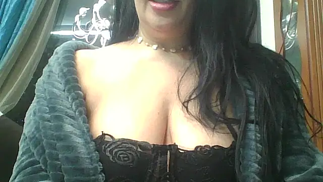 Aleen8067 online show from January 8, 2026, 9:06 pm