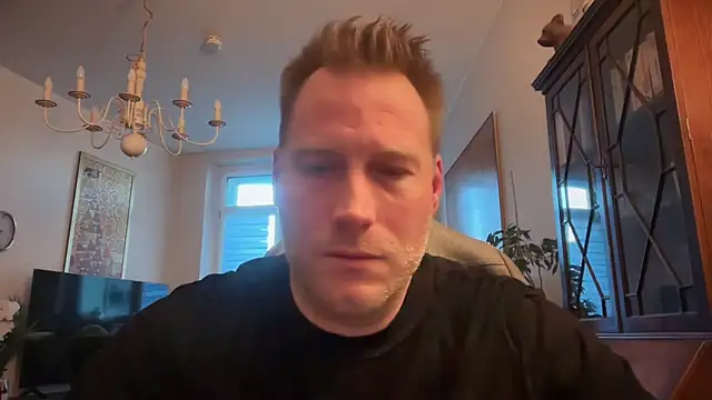 Christian87xxx online show from December 16, 2025, 7:35 am