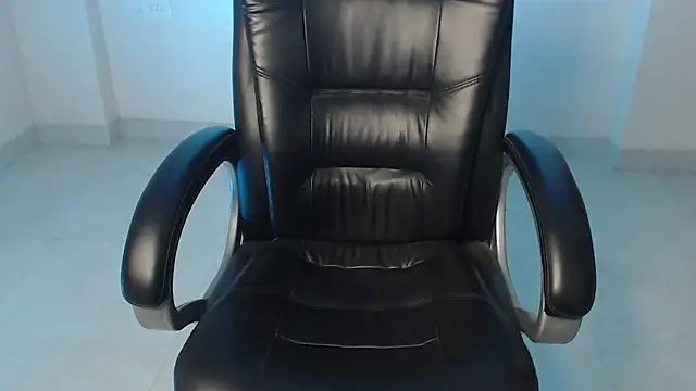 Snapshot of Kannu- chatting on December 1, 2025, 5:12 am Kannu- online show from December 1, 2025, 5:12 am